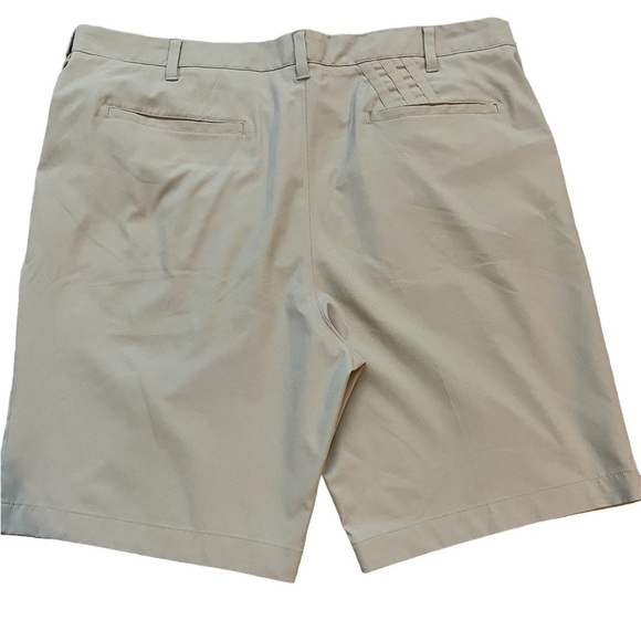 Mens adidas shorts. Button hook closure. Size 38. - Picture 2 of 6